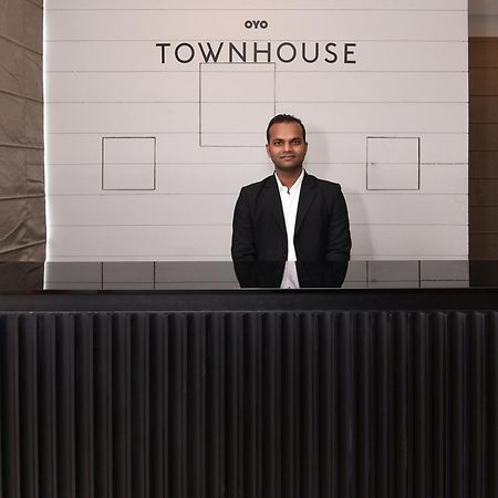Townhouse Function Inn Near Chaudhary Charan Singh International Airport Lucknow Zewnętrze zdjęcie