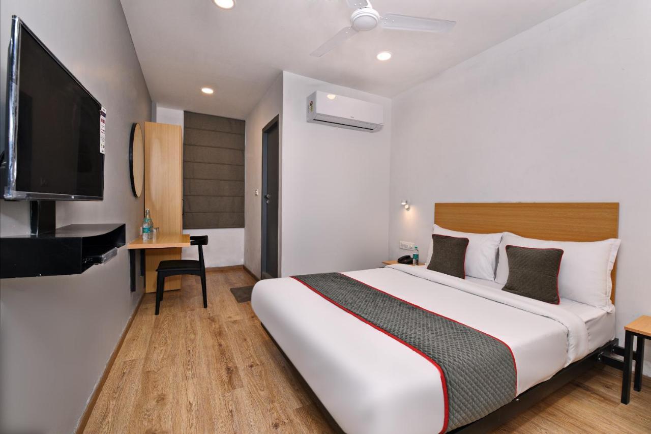 Townhouse Function Inn Near Chaudhary Charan Singh International Airport Lucknow Zewnętrze zdjęcie
