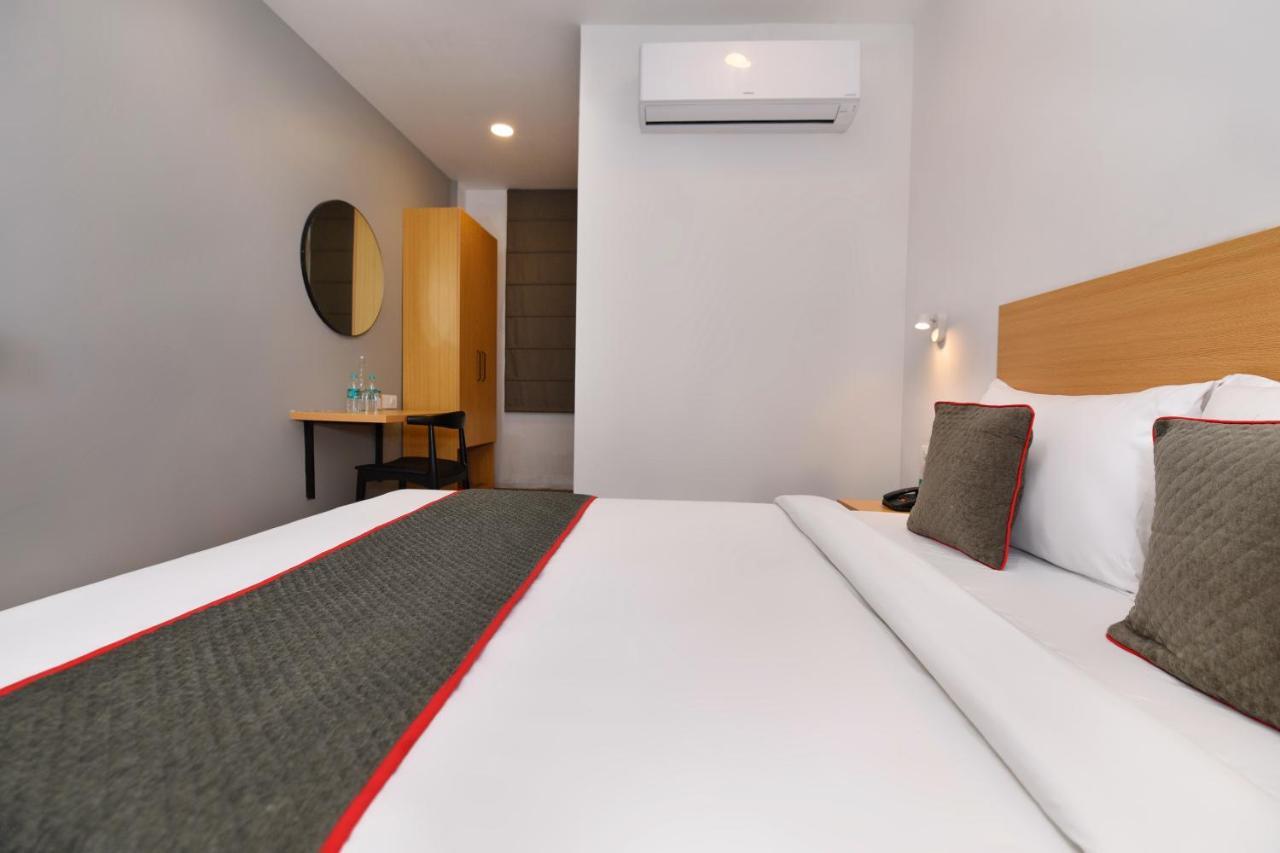 Townhouse Function Inn Near Chaudhary Charan Singh International Airport Lucknow Zewnętrze zdjęcie