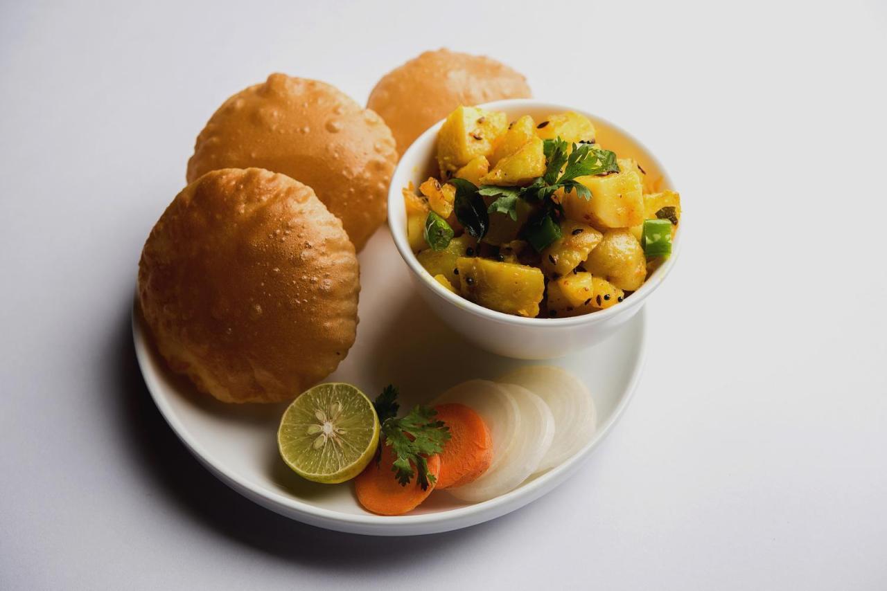 Townhouse Function Inn Near Chaudhary Charan Singh International Airport Lucknow Zewnętrze zdjęcie