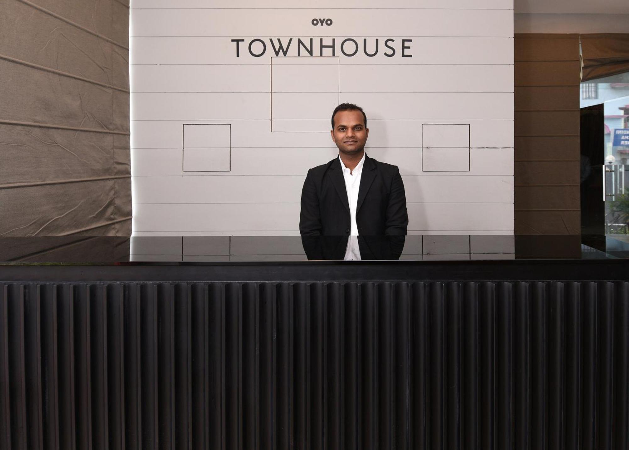 Townhouse Function Inn Near Chaudhary Charan Singh International Airport Lucknow Zewnętrze zdjęcie