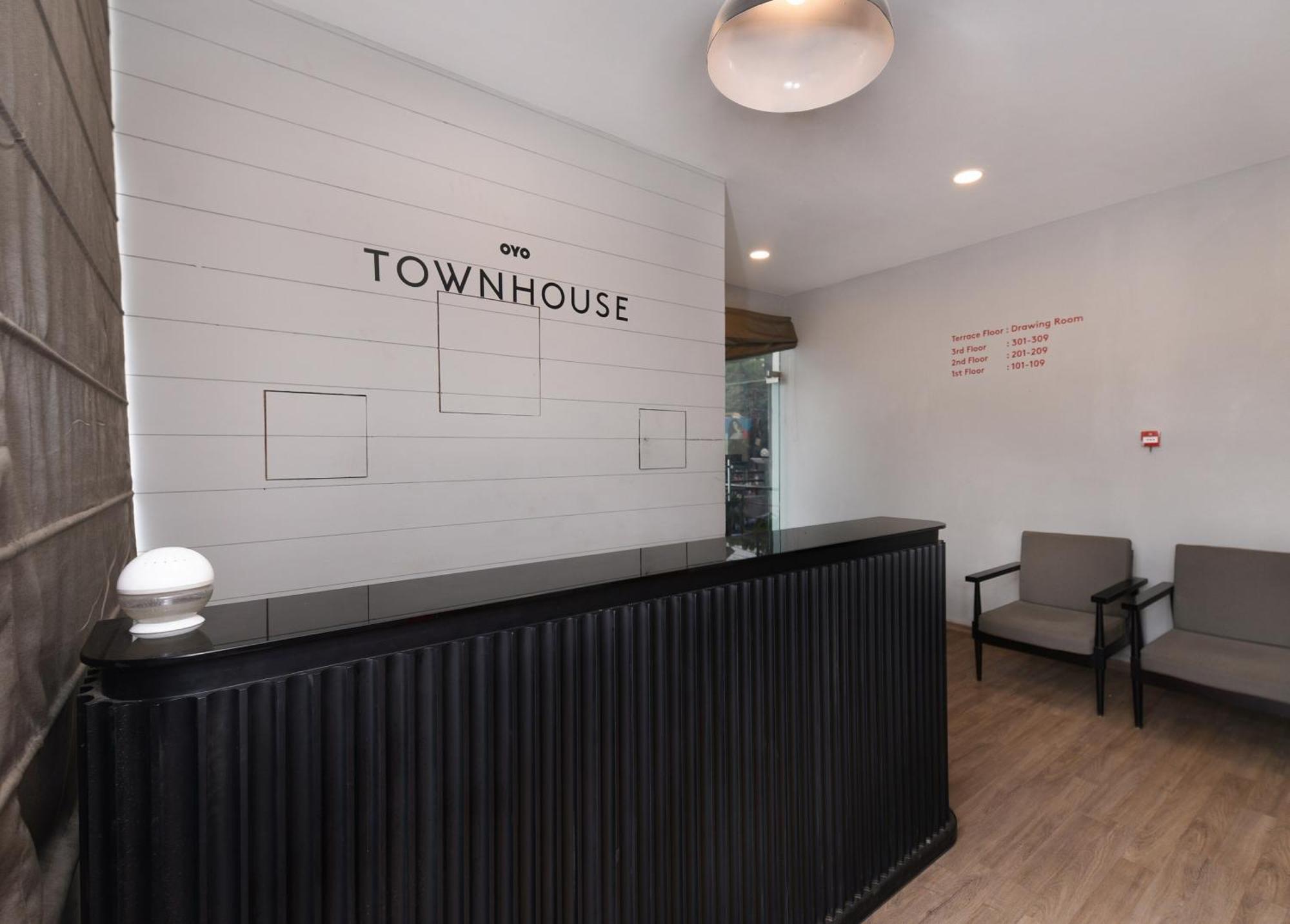 Townhouse Function Inn Near Chaudhary Charan Singh International Airport Lucknow Zewnętrze zdjęcie